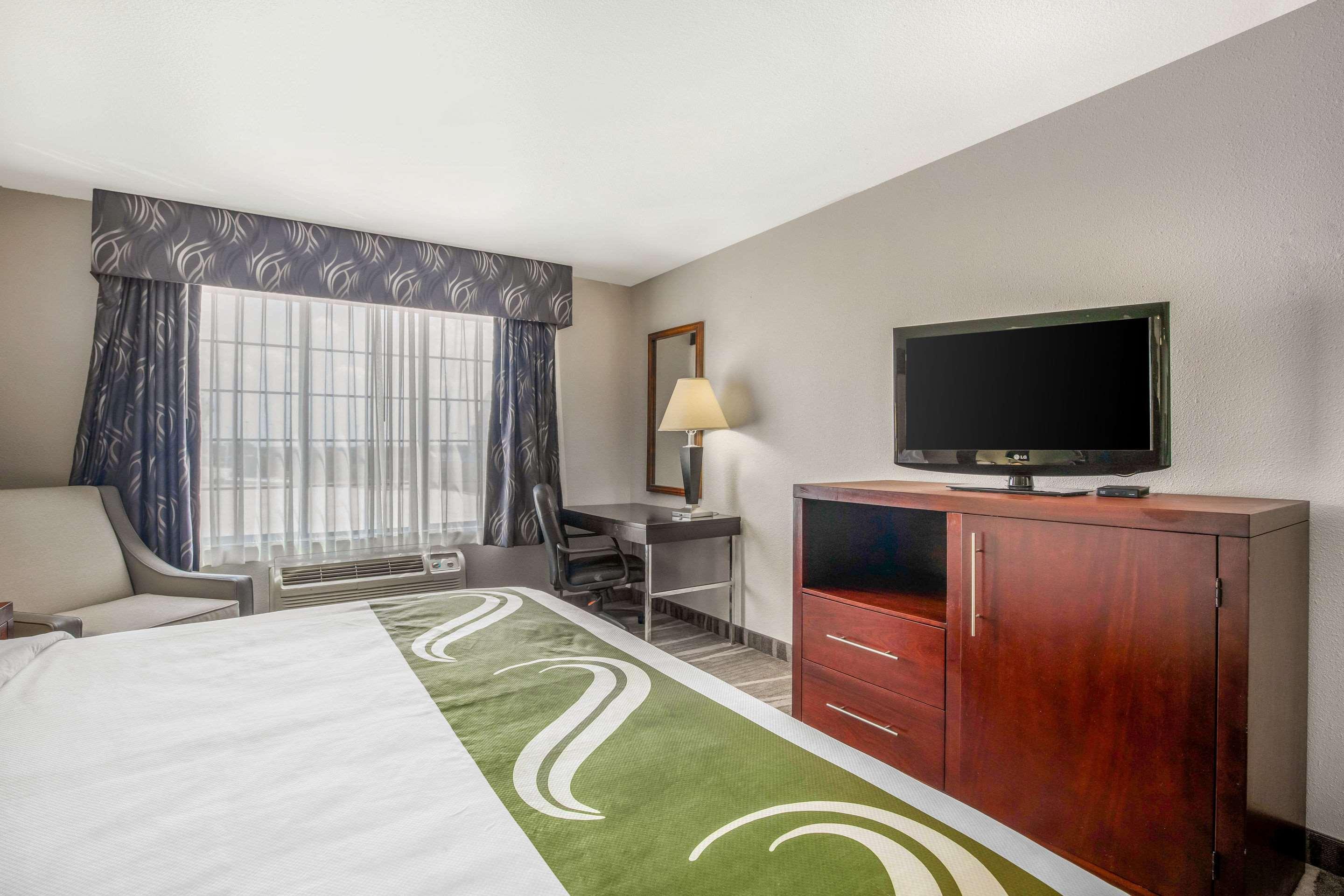 Quality Inn & Suites Weatherford Extérieur photo