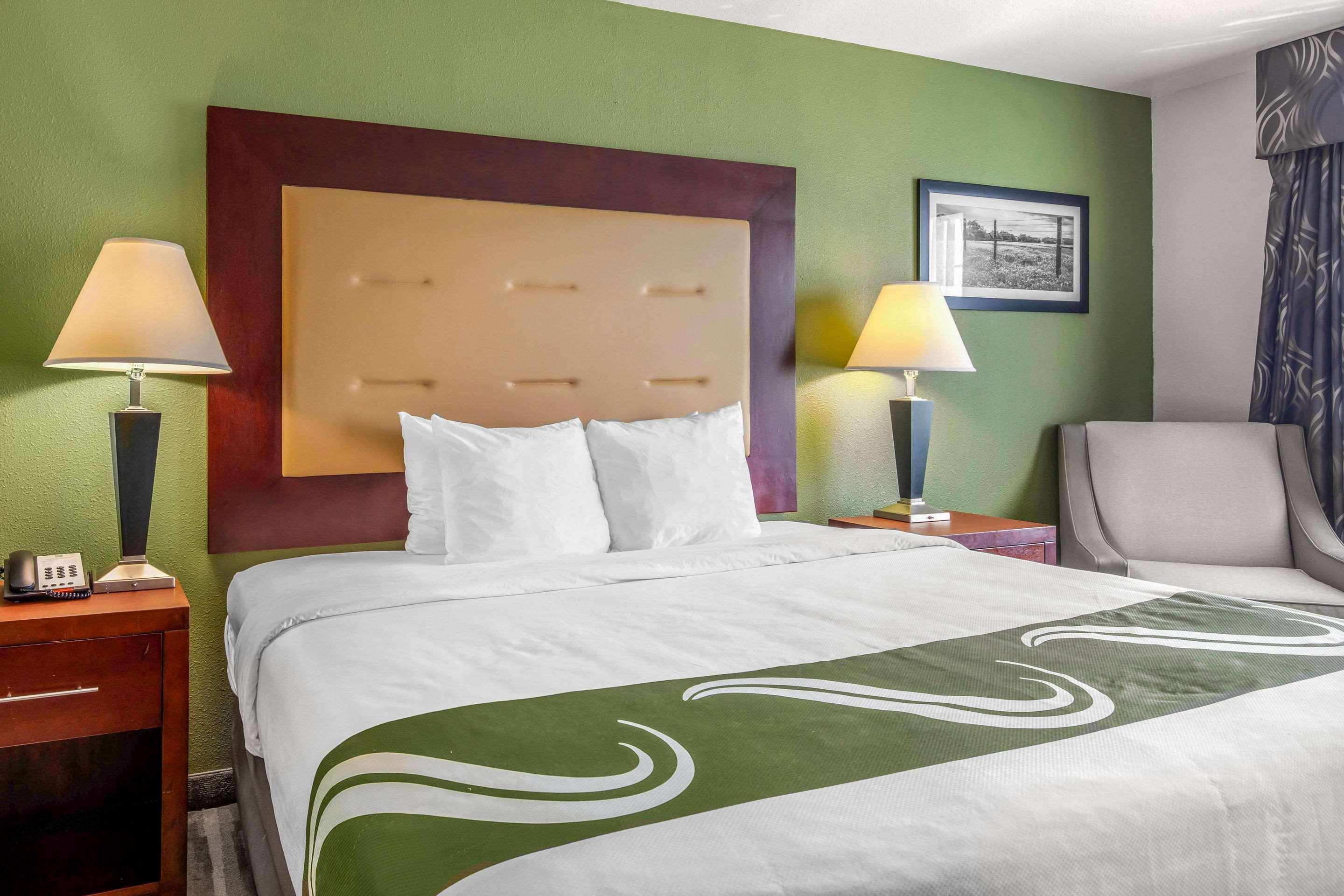 Quality Inn & Suites Weatherford Extérieur photo