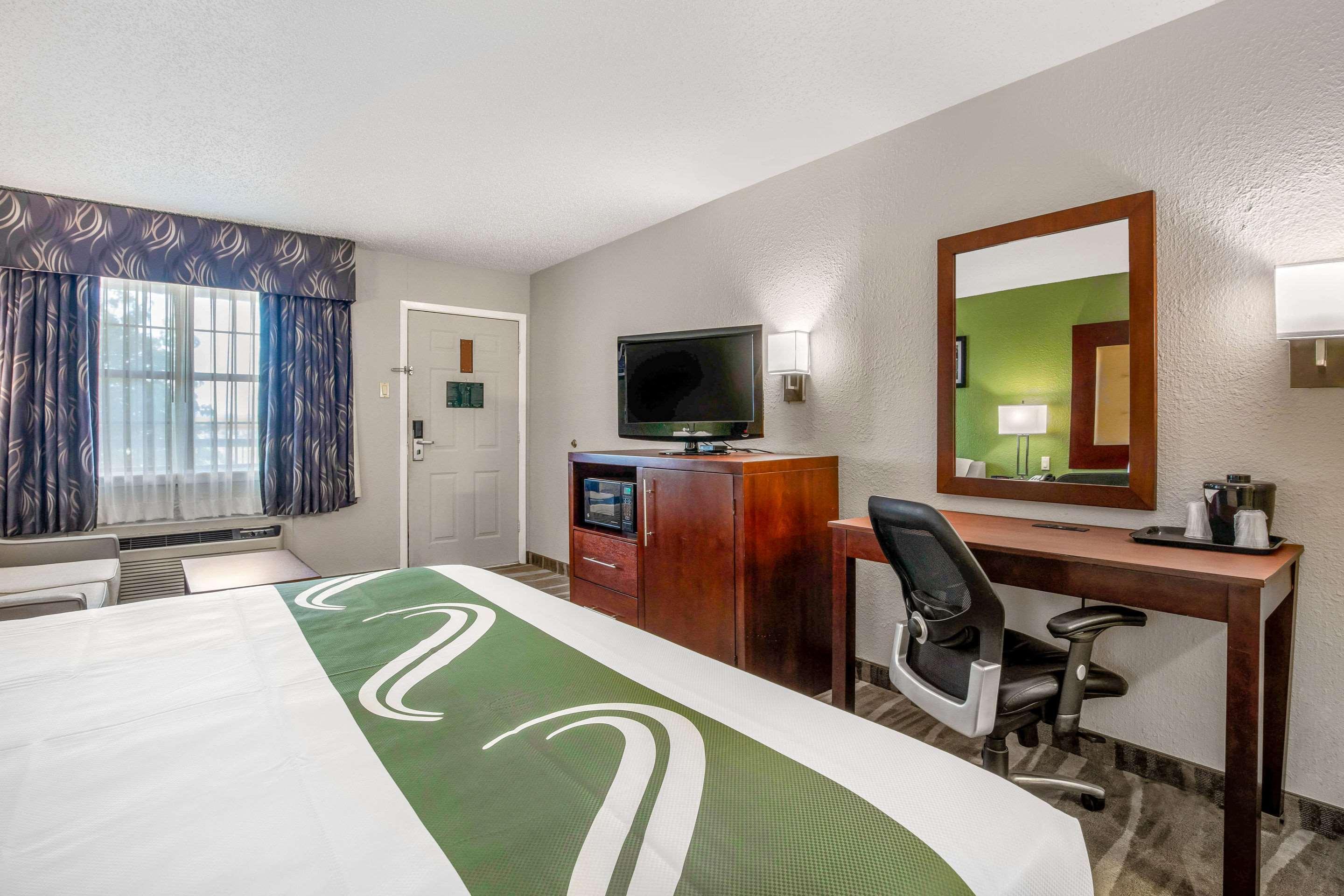 Quality Inn & Suites Weatherford Extérieur photo