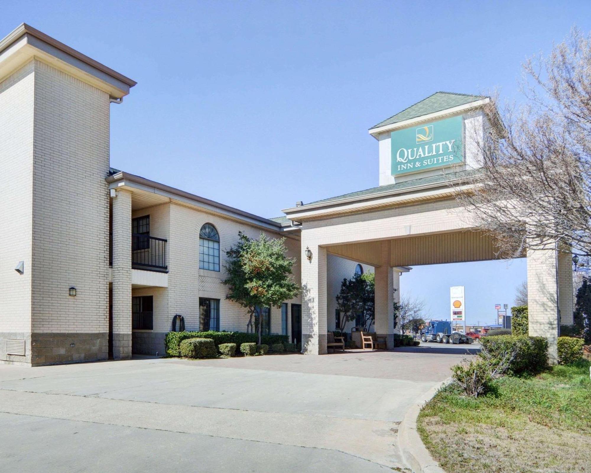 Quality Inn & Suites Weatherford Extérieur photo