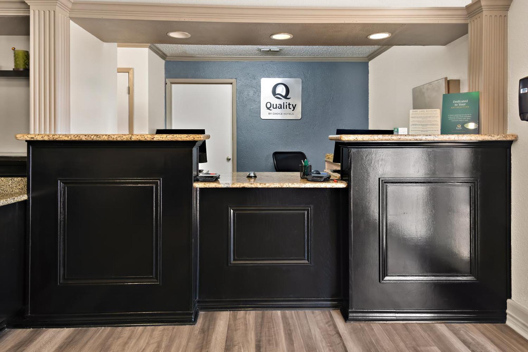 Quality Inn & Suites Weatherford Extérieur photo