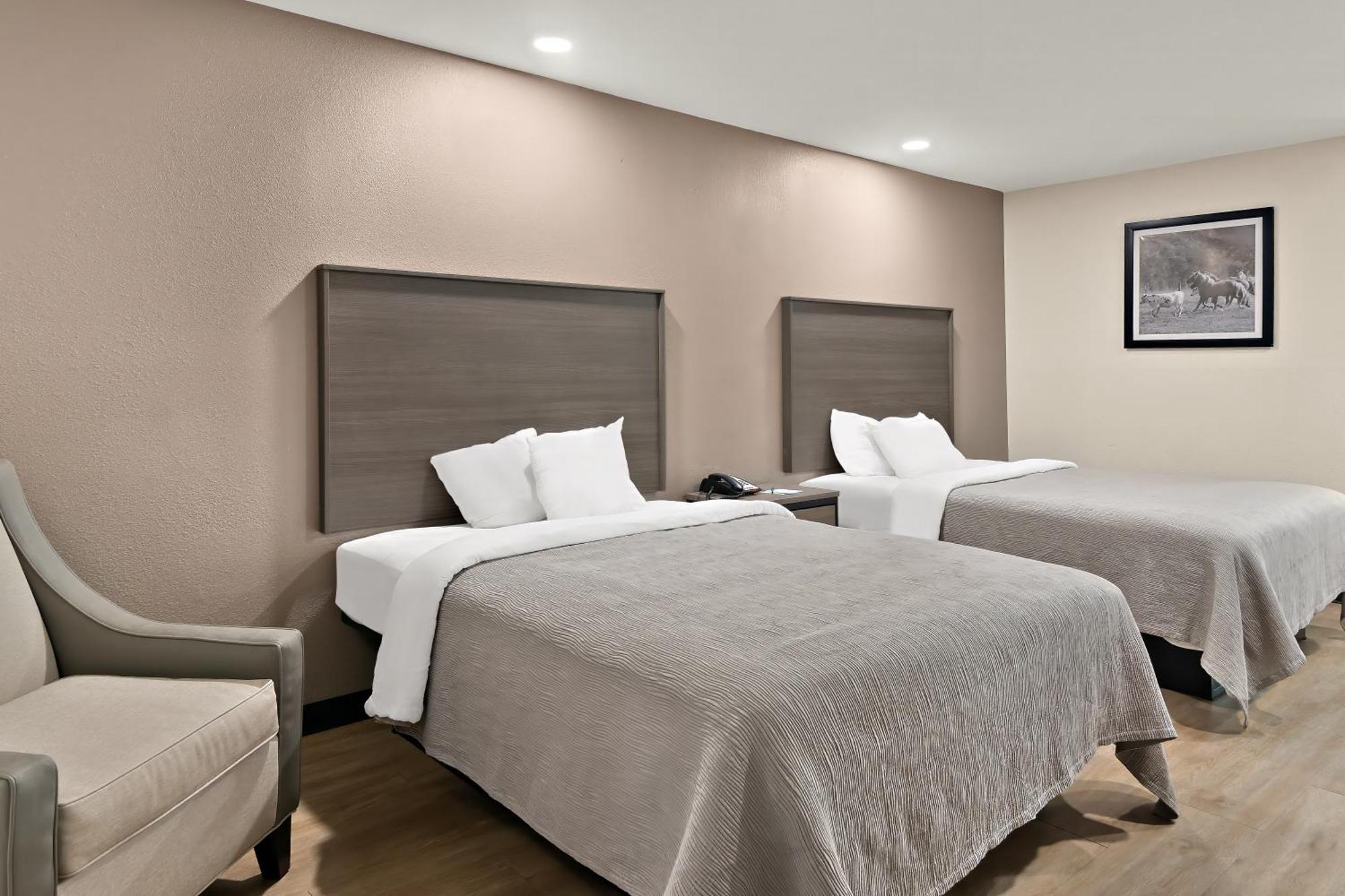 Quality Inn & Suites Weatherford Extérieur photo
