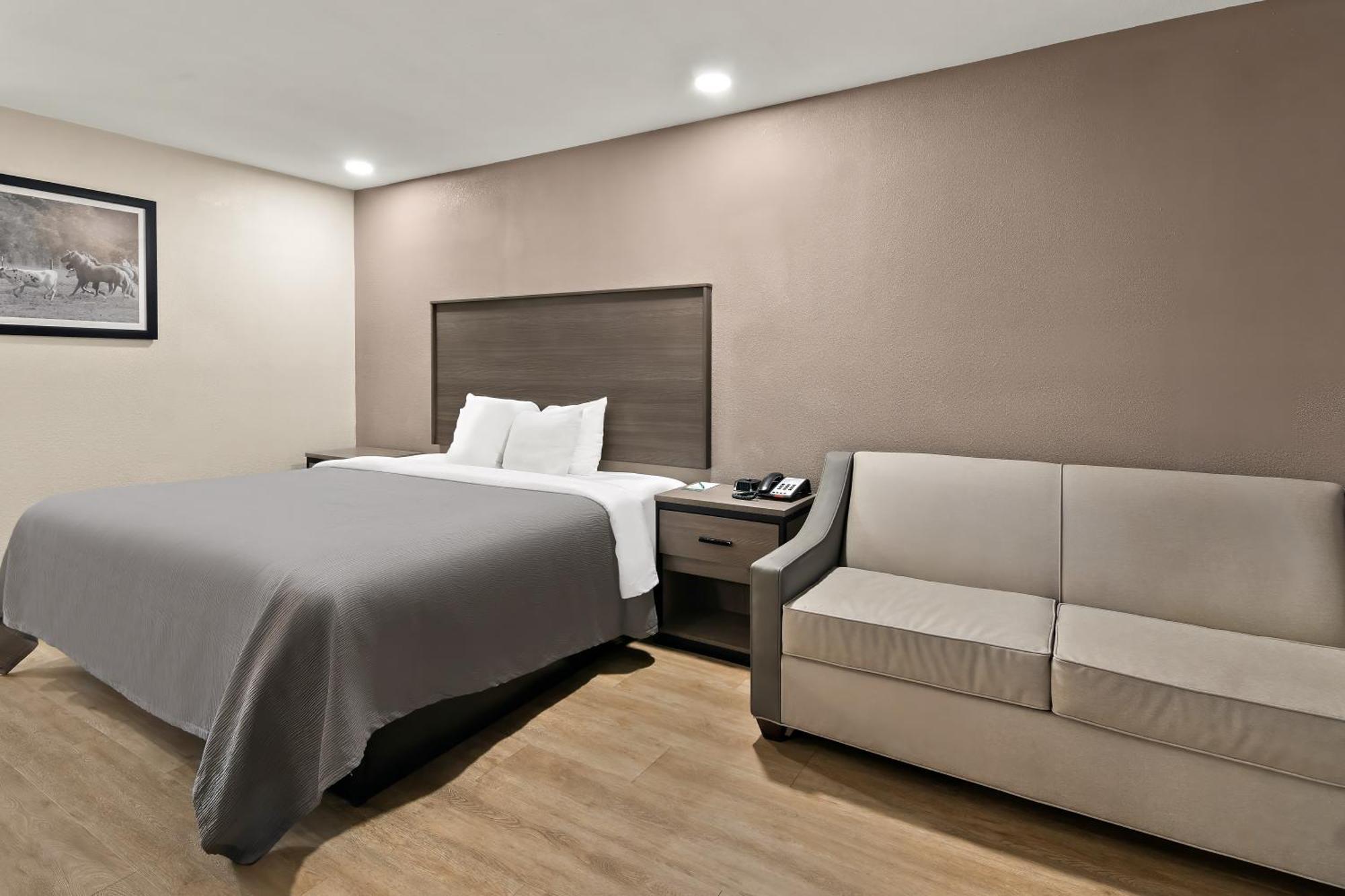 Quality Inn & Suites Weatherford Extérieur photo