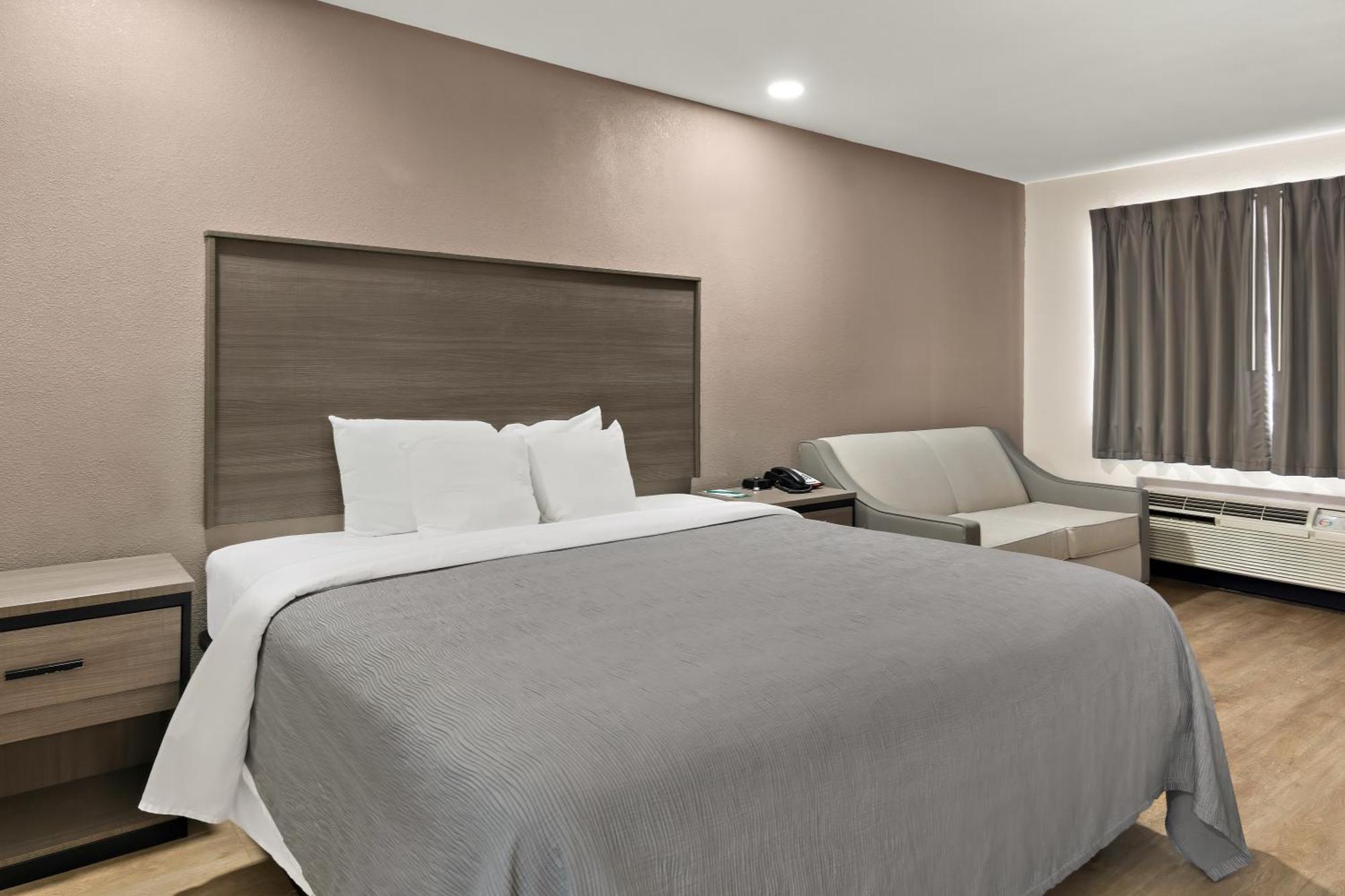 Quality Inn & Suites Weatherford Extérieur photo